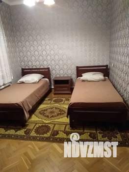 Дом 150м&sup2;, 2-этажный, посуточно, 