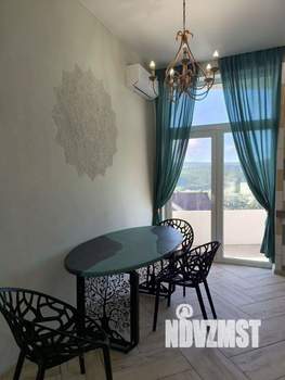 Дом 236м&sup2;, 2-этажный, на длительный срок, 