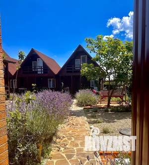 Дом 50м&sup2;, 2-этажный, посуточно, 