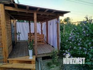 Дом 40м&sup2;, 2-этажный, посуточно, 