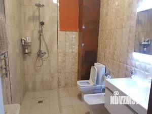 Дом 230м&sup2;, 3-этажный, на длительный срок, 