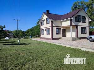 Дом 160м&sup2;, 2-этажный, посуточно, 