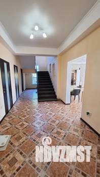 Дом 200м², 2-этажный, посуточно, 