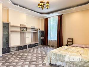 Дом 550м², 3-этажный, посуточно, 