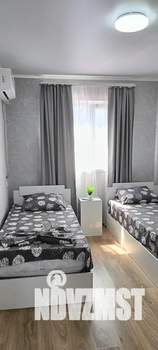 Дом 60м&sup2;, 2-этажный, посуточно, 