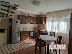 Дом 80м&sup2;, 2-этажный, посуточно, 