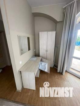 Дом 30м&sup2;, 3-этажный, посуточно, 