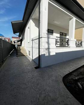 Дом 230м&sup2;, 2-этажный, участок 3 сот.  