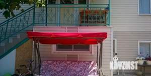 Дом 250м², 3-этажный, участок 4 сот.  