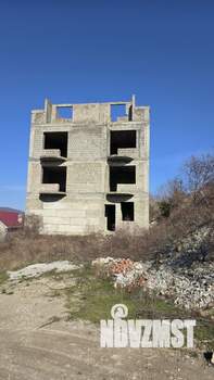 Дом 106м&sup2;, 3-этажный, участок 8 сот.  