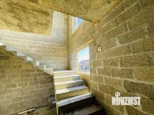 Дом 180м&sup2;, 2-этажный, участок 3 сот.  