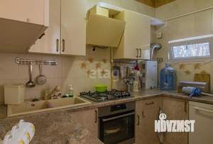 Дом 259м&sup2;, 3-этажный, участок 5 сот.  