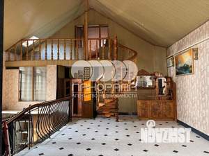 Дом 319м&sup2;, 2-этажный, участок 3 сот.  