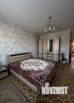 Дом 240м&sup2;, 3-этажный, участок 8 сот.  