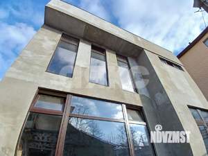 Коттедж 250м&sup2;, 2-этажный, участок 5 сот.  