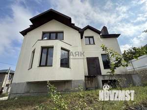 Дом 298м&sup2;, 2-этажный, участок 4 сот.  