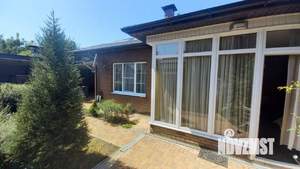 Дом 142м&sup2;, 2-этажный, участок 4 сот.  