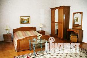 Дом 800м², 4-этажный, участок 7 сот.  