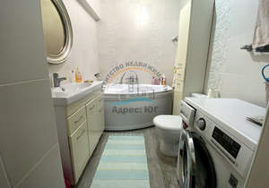 Дом 67м&sup2;, 3-этажный, участок 2 сот.  