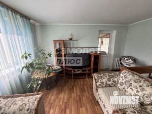 Дом 220м², 3-этажный, участок 10 сот.  