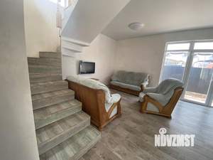 Дом 107м&sup2;, 2-этажный, участок 3 сот.  