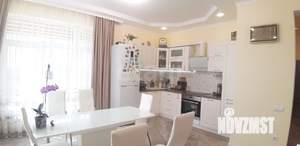 Дом 235м&sup2;, 2-этажный, участок 6 сот.  