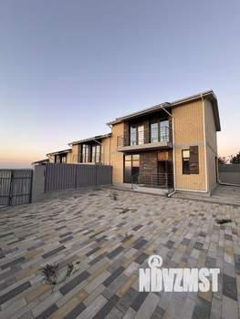 Таунхаус 140м², 2-этажный, участок 3 сот.  