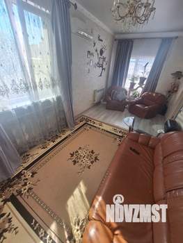 Дом 70м&sup2;, 2-этажный, участок 1 сот.  