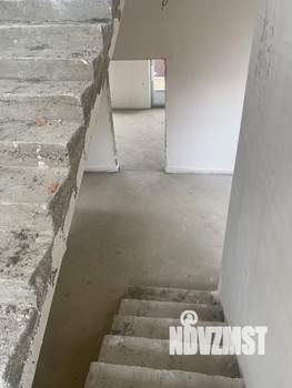 Дом 153м&sup2;, 2-этажный, участок 3 сот.  