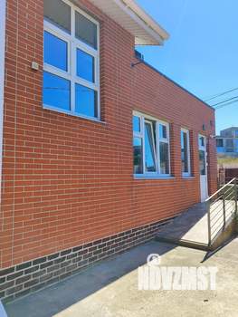 Дом 289м², 3-этажный, участок 3 сот.  