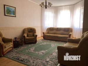 Дом 248м&sup2;, 2-этажный, участок 6 сот.  