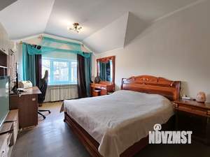 Таунхаус 250м&sup2;, 3-этажный, участок 2 сот.  