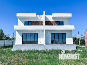 Дом 166м&sup2;, 2-этажный, участок 4 сот.  