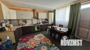 Дом 100м², 2-этажный, участок 1 сот.  