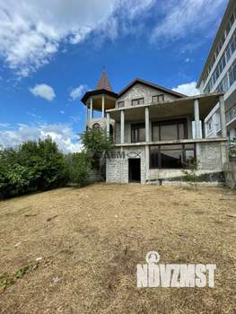 Дом 288м², 3-этажный, участок 7 сот.  