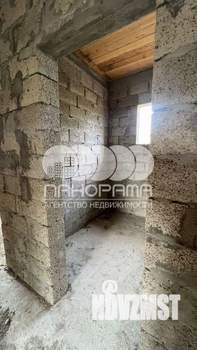 Дом 100м&sup2;, 2-этажный, участок 16 сот.  