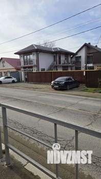 Дом 350м&sup2;, 2-этажный, участок 6 сот.  