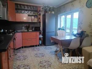 Дом 90м², 2-этажный, участок 10 сот.  