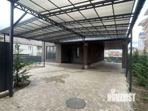 Дом 184м&sup2;, 2-этажный, участок 8 сот.  