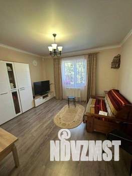 Дом 50м², 2-этажный, участок 5 сот.  