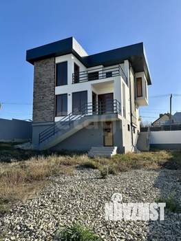 Дом 258м&sup2;, 3-этажный, участок 7 сот.  