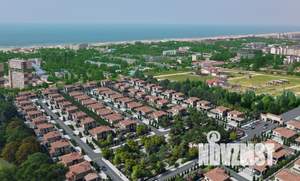 Дом 280м², 2-этажный, участок 10 сот.  