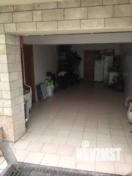 Дом 336м&sup2;, 2-этажный, участок 4 сот.  