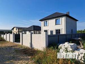 Дом 181м², 2-этажный, участок 4 сот.  