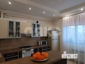 Дом 320м&sup2;, 1-этажный, участок 5 сот.  