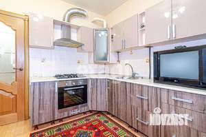 Дом 94м&sup2;, 2-этажный, участок 4 сот.  