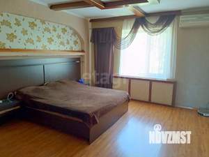 Дом 377м&sup2;, 2-этажный, участок 16 сот.  