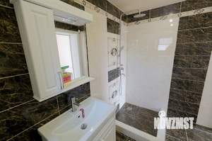 Дом 235м², 2-этажный, участок 6 сот.  