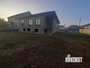 Дом 210м², 2-этажный, участок 10 сот.  