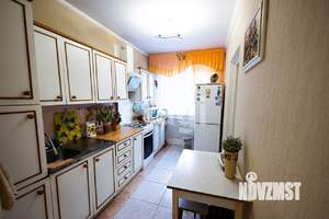 Дом 224м&sup2;, 3-этажный, участок 6 сот.  